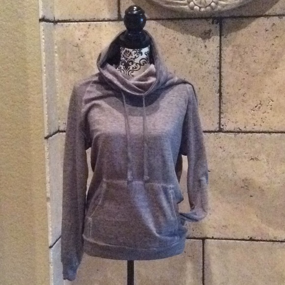 Jackets & Blazers - Sweater with front pockets